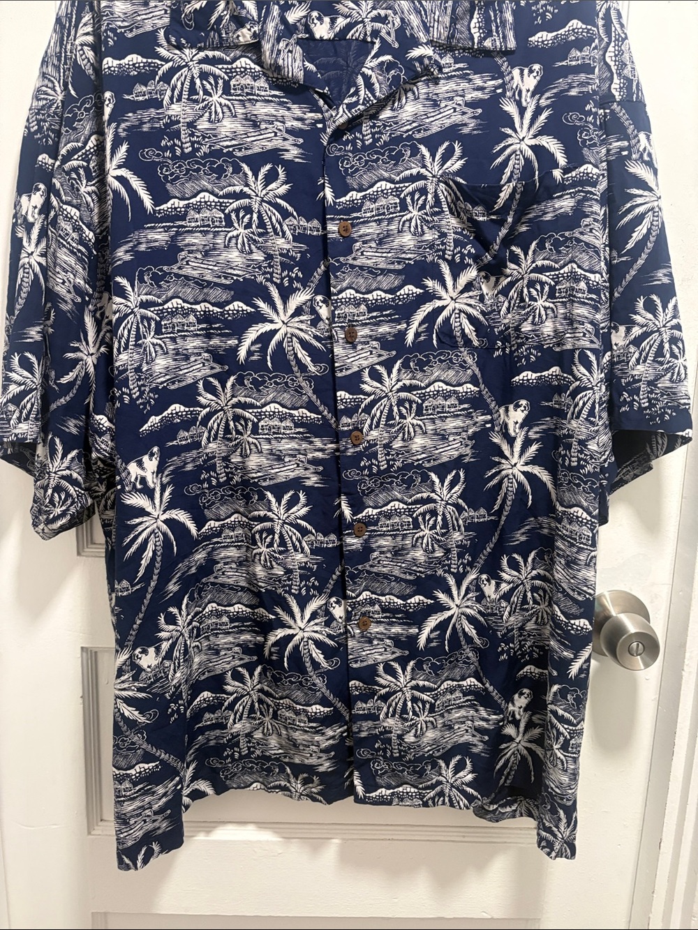 Big Dogs Shirt - Picture 3 of 10